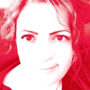 Meet your Posher, Carrie